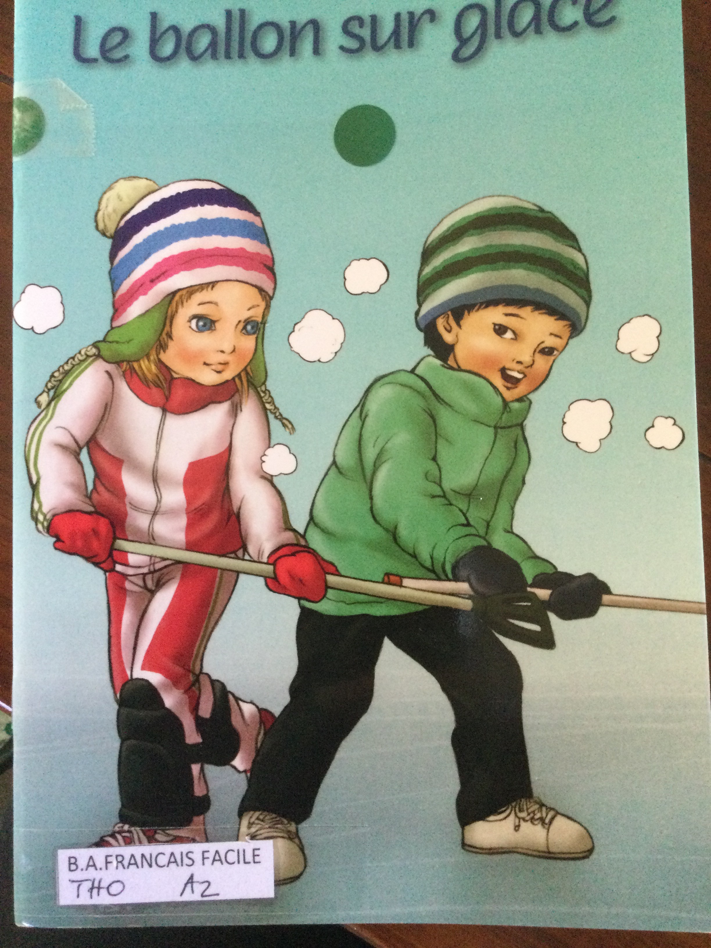 Le ballon sur la glace A 2 - Click to enlarge picture.