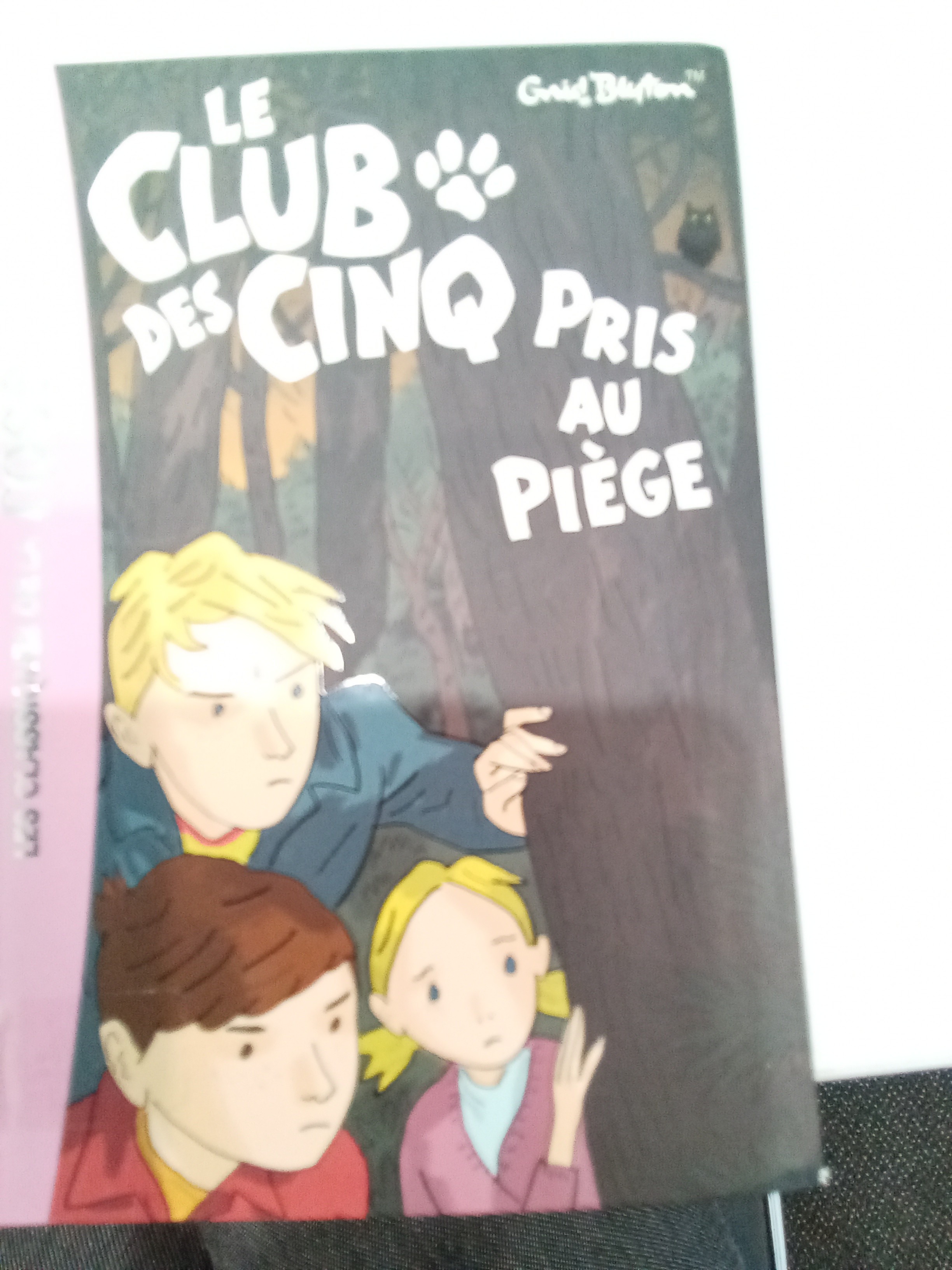 Le club des cinq - Click to enlarge picture.