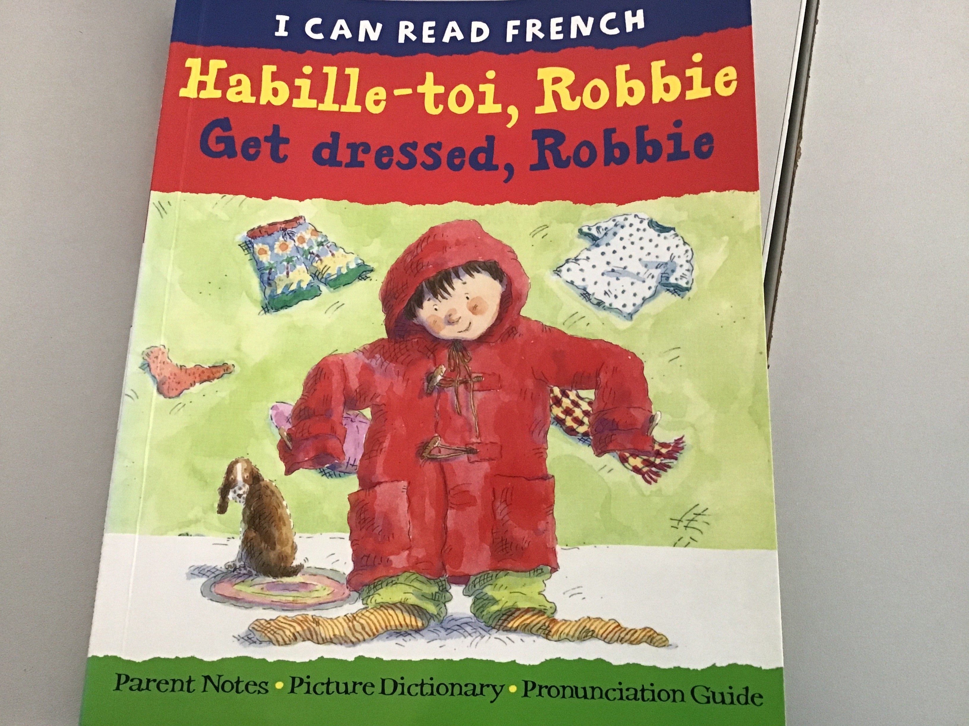 Habille -toi ,Robbie - Click to enlarge picture.