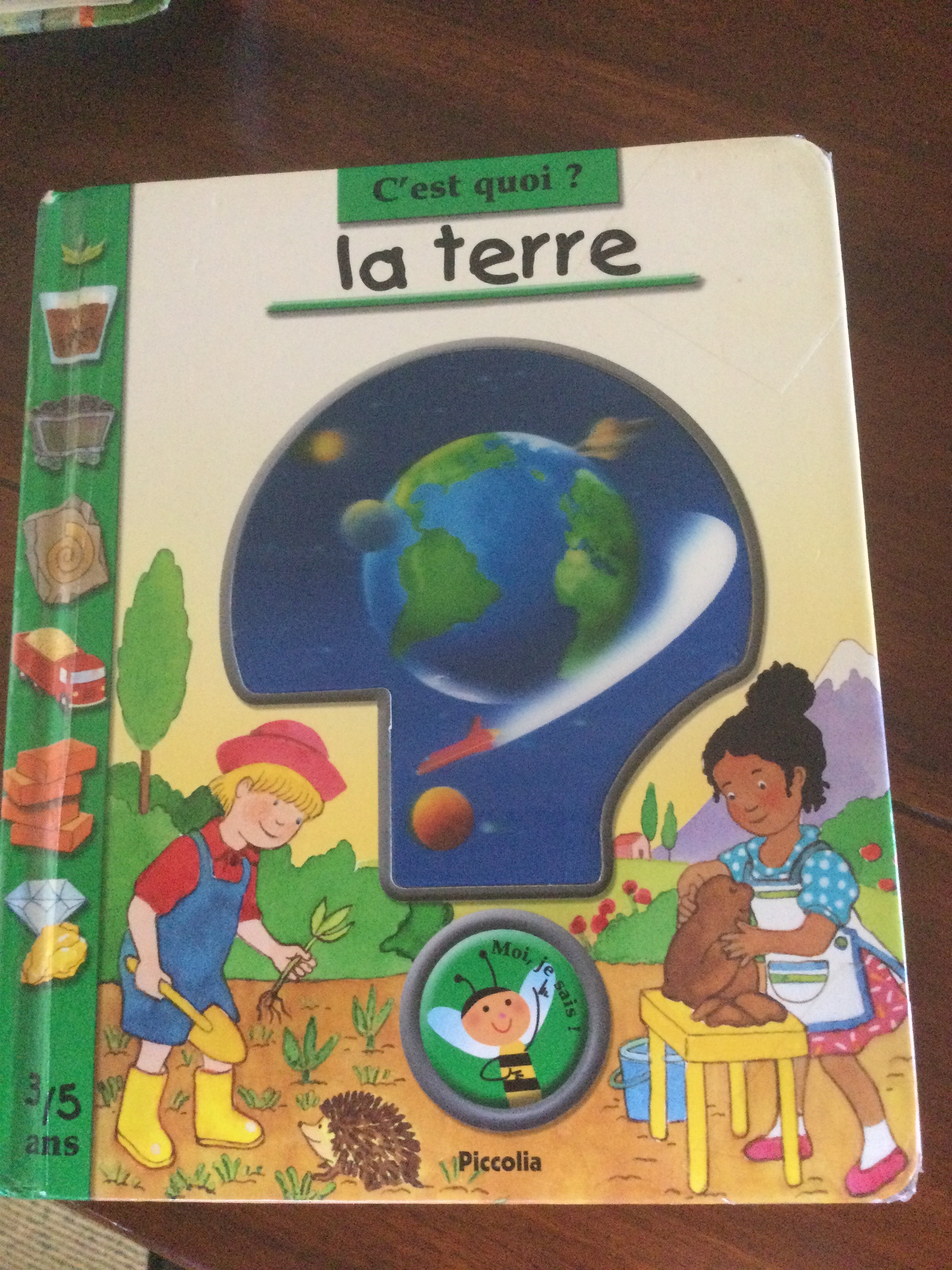 C’est quoi? - Click to enlarge picture.