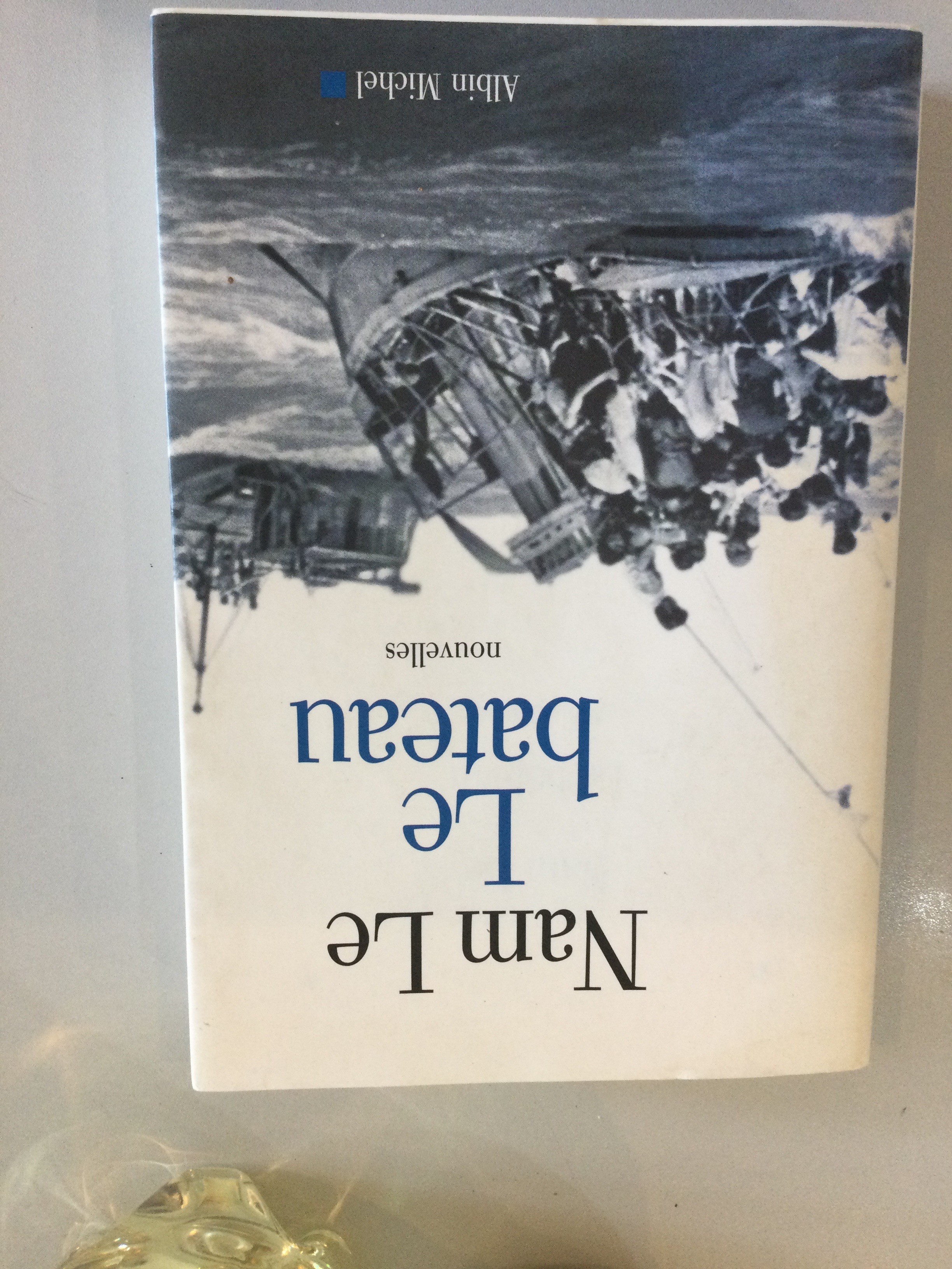 Le bateau - Click to enlarge picture.